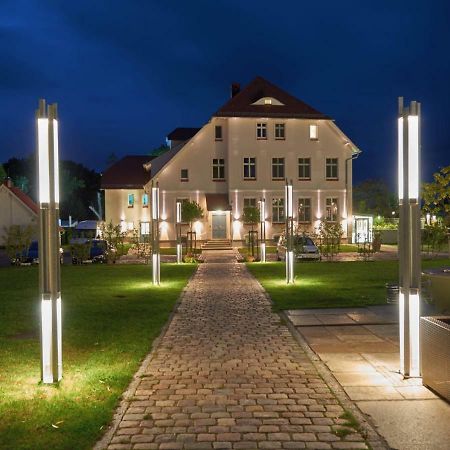 Hotel Und Restaurant Am Peenetal Liepen  Exterior photo